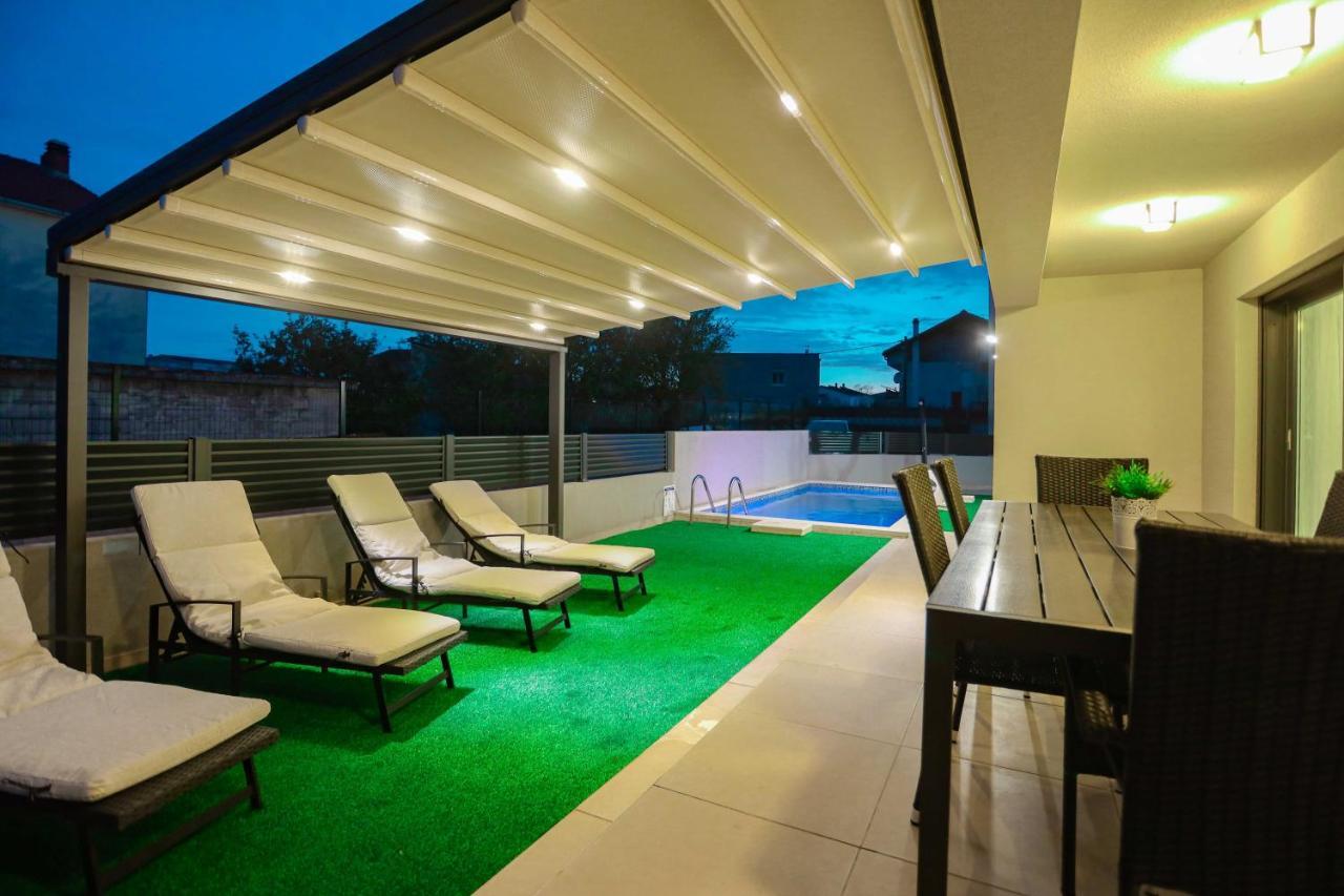 Villa Castelli, Apartment With Pool, Kastela Luaran gambar