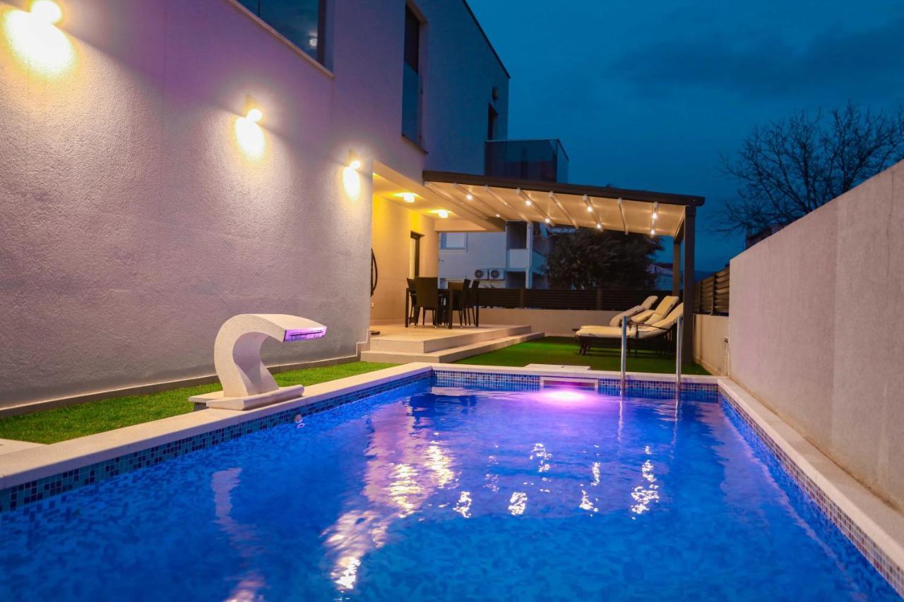 Villa Castelli, Apartment With Pool, Kastela Luaran gambar