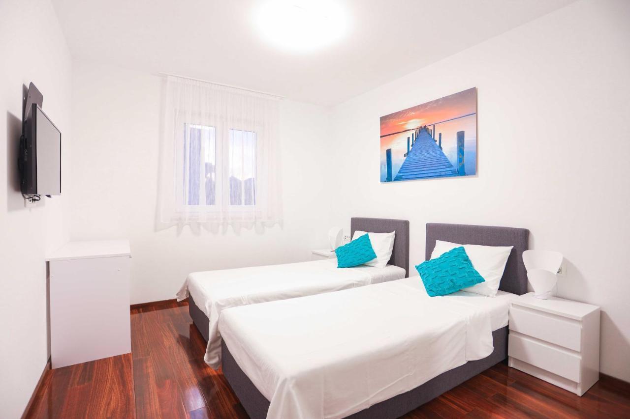 Villa Castelli, Apartment With Pool, Kastela Luaran gambar