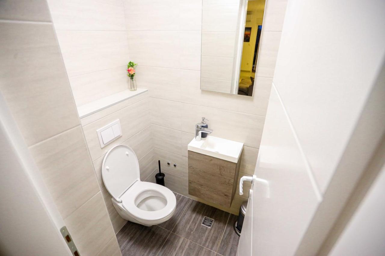 Villa Castelli, Apartment With Pool, Kastela Luaran gambar